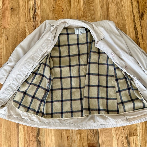 London Fog Limited Edition Tan Petite Trench Coat Jacket 4P - Picture 2 of 9